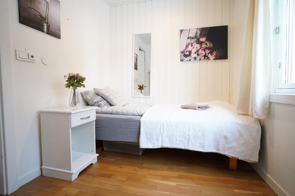 Arctic Rooms REKTOR room 2